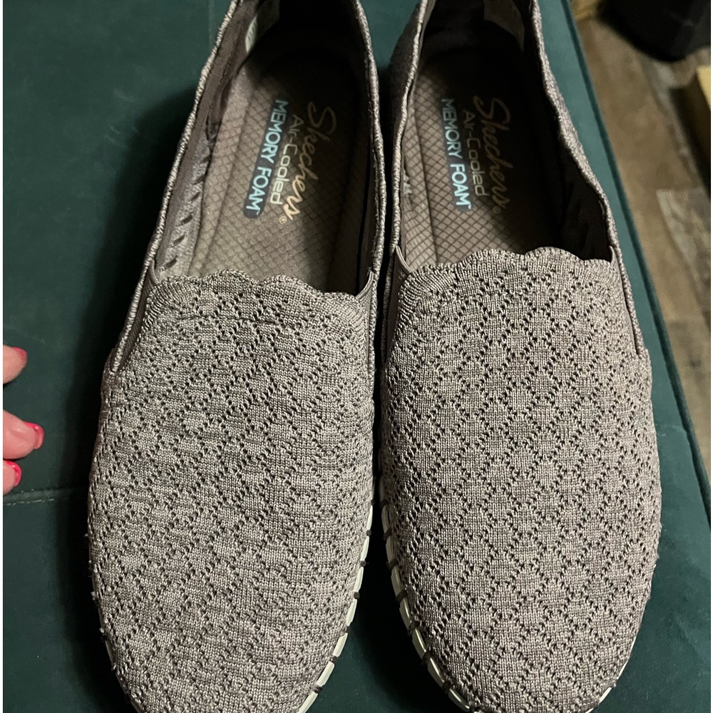 Sketchers slip ons.